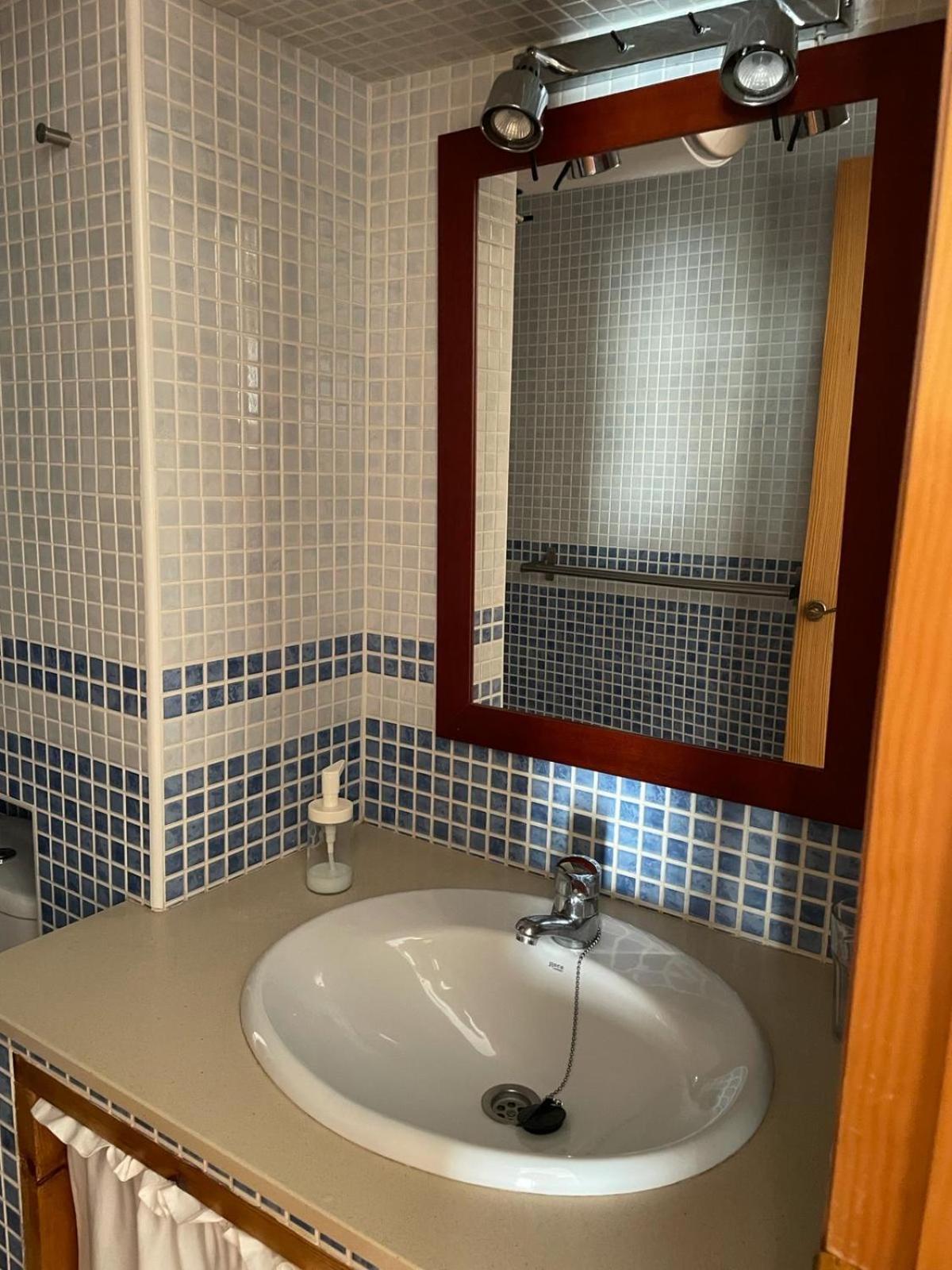 Apartamento Puerta Del Perdon Constantina Bagian luar foto