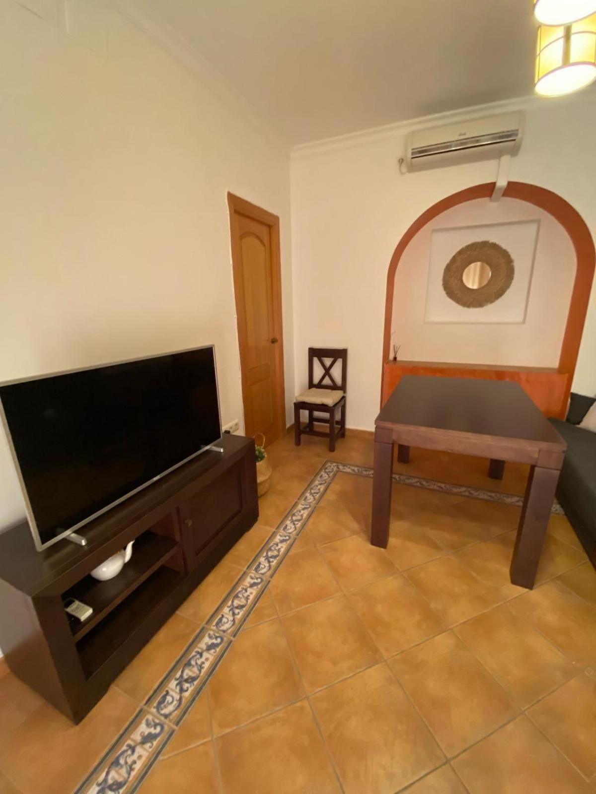 Apartamento Puerta Del Perdon Constantina Bagian luar foto