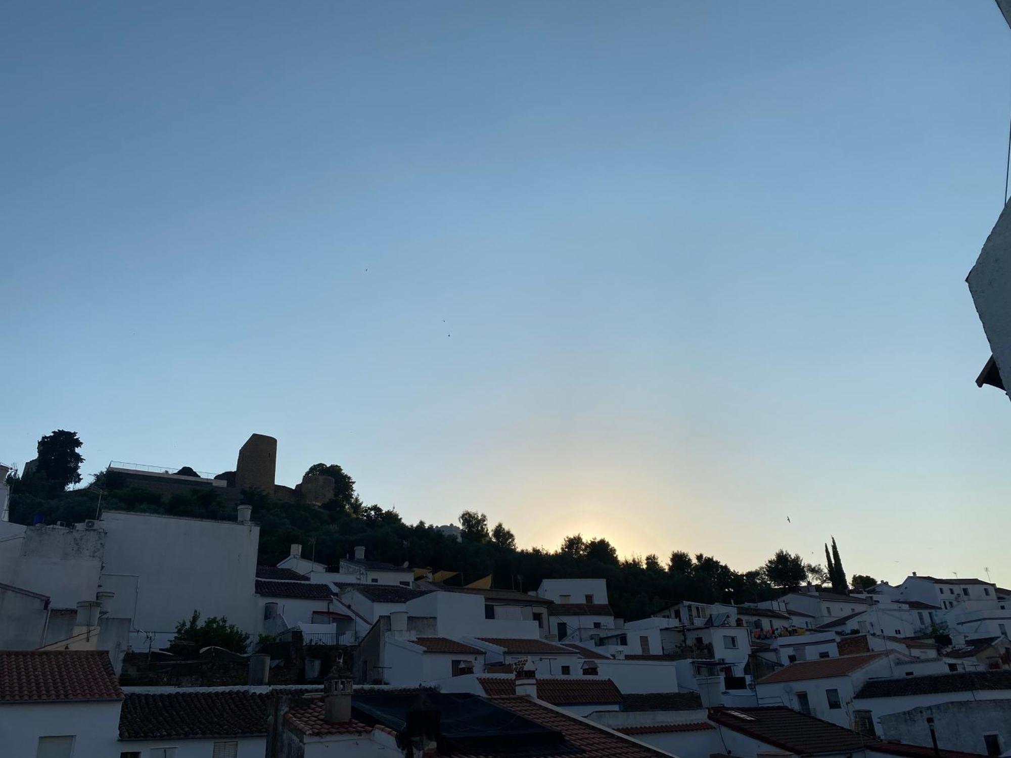 Apartamento Puerta Del Perdon Constantina Bagian luar foto